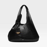 BOLSA HOBO PRETA GRANDE BAG CHARM TRESSÊ A 50021 1047 0001 AREZZO