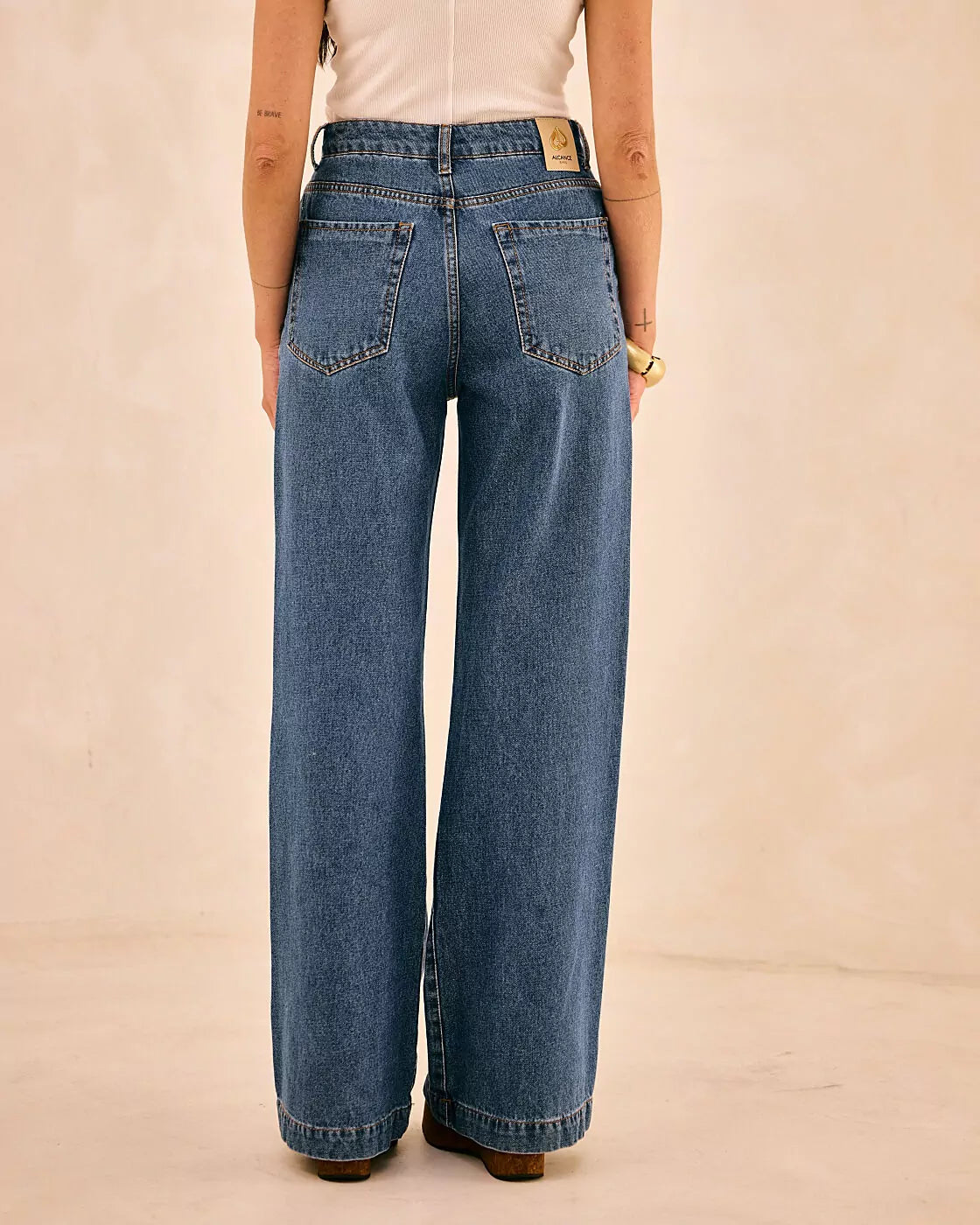 Calça Feminina ALCANCE ref. JEANS FLARE - VintedoisK