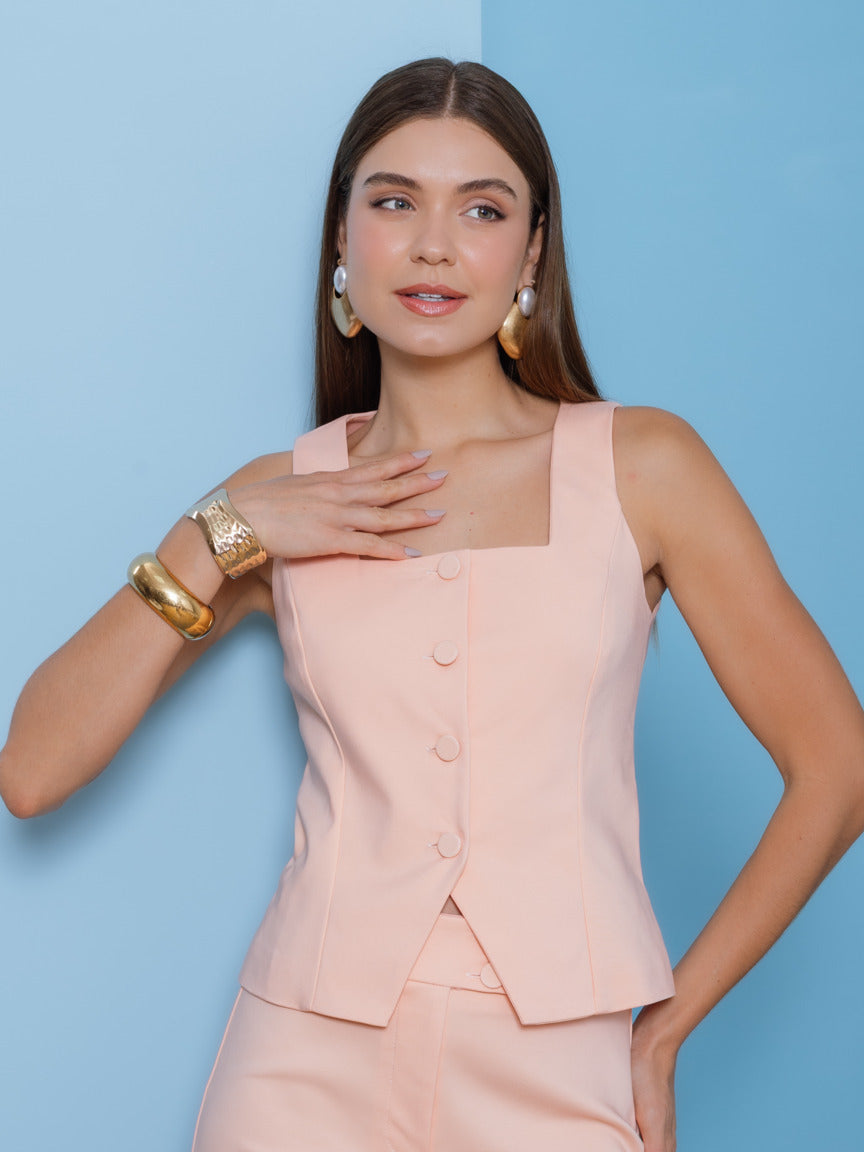 Detalhe de acabamento blusa colete alfaiataria 403188 Skenn feminina