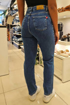 Calça Feminina REVANCHE ref. JEANS MOM - VintedoisK