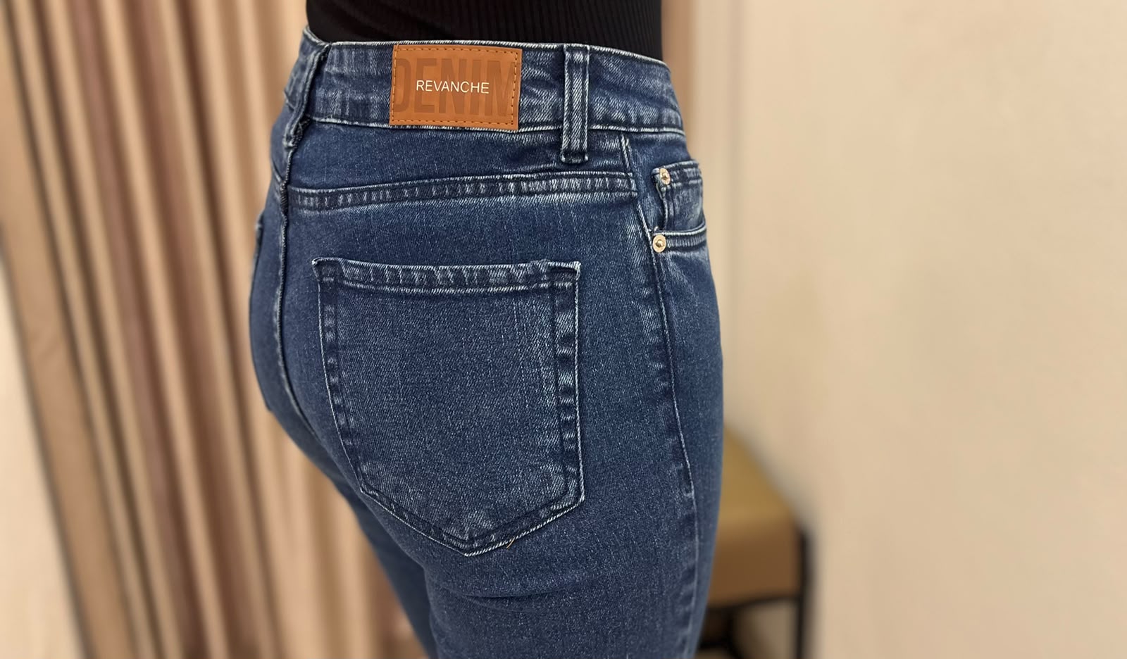 Calça Feminina Revanche ref. FLARE JEANS - VintedoisK