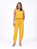 Look completo com blusa Corte Chic Skenn