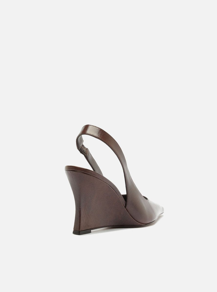 Sapato Feminino Arezzo ref. SCARPIN MARROM - VintedoisK
