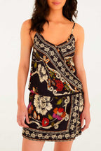 Vestido Feminina FARM RIO ref. VESTIDO CURTO - VintedoisK