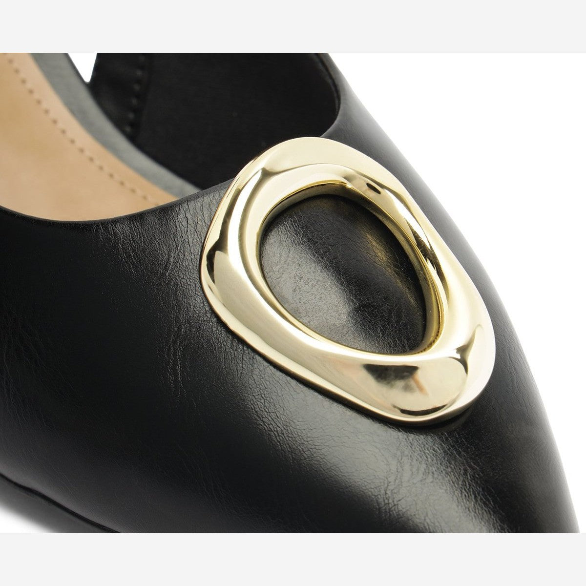 SCARPIN SLINGBACK SALTO BLOCO APLIQUE METAL PRETO C 30705 0026 0001 ANACAPRI