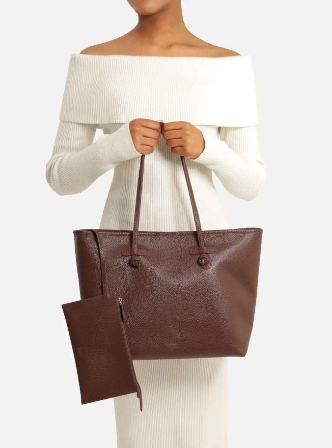 BOLSA SHOPPING MARROM GRANDE POUCH A 50023 0951 0006 AREZZO Imagem secundária do produto