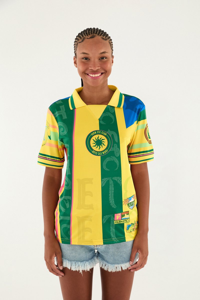 Camisa Feminino Farm rio ref. CAMISA ESPORTIVA - VintedoisK