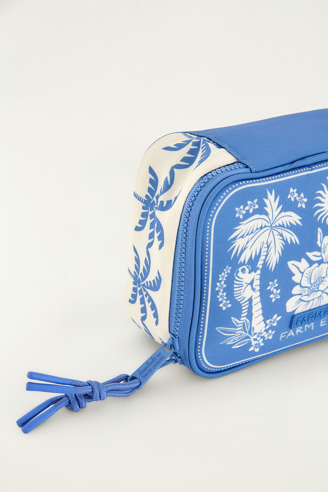 Necessaire Feminina Farm ref. NECESSAIRE FARM - VintedoisK