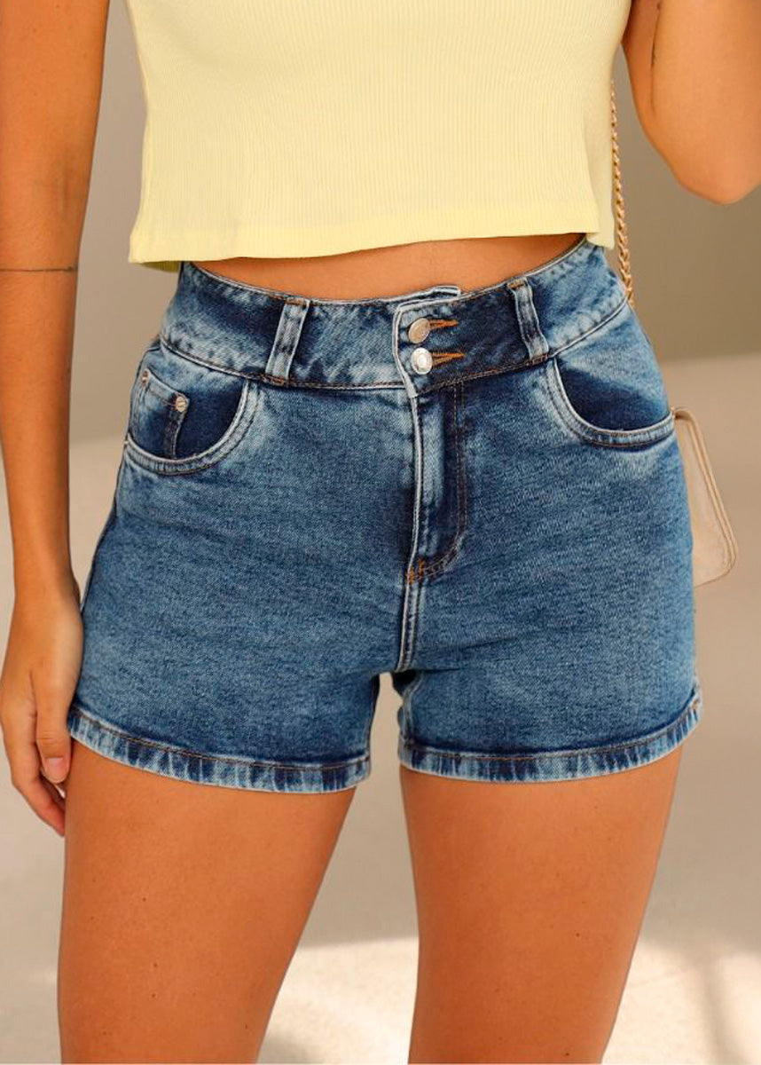 Shorts Feminina REVANCHE ref. SHORTS JEANS - VintedoisK Imagem principal do produto