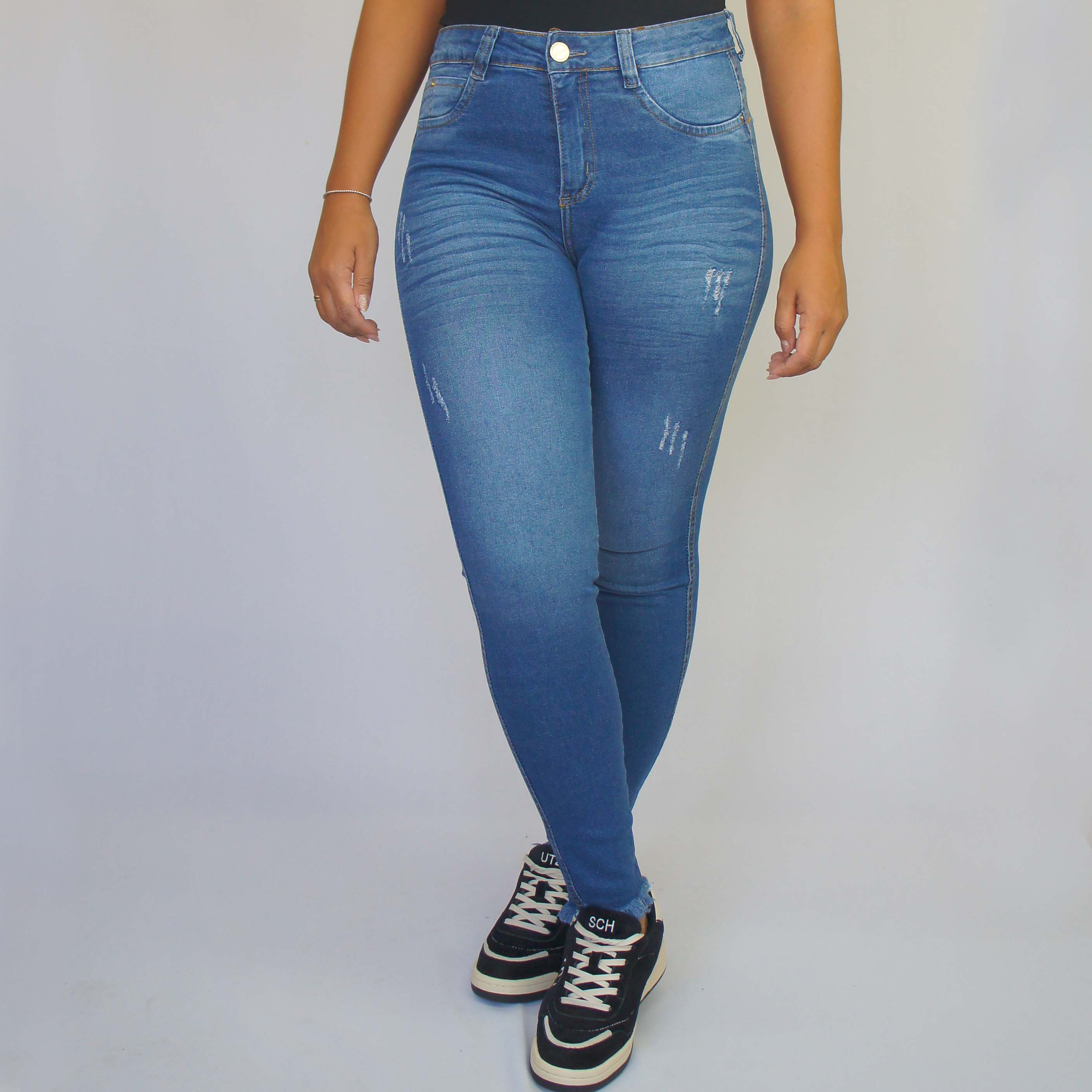 Calça Feminina BOKKER ref. JEANS CIGARRETE - VintedoisK