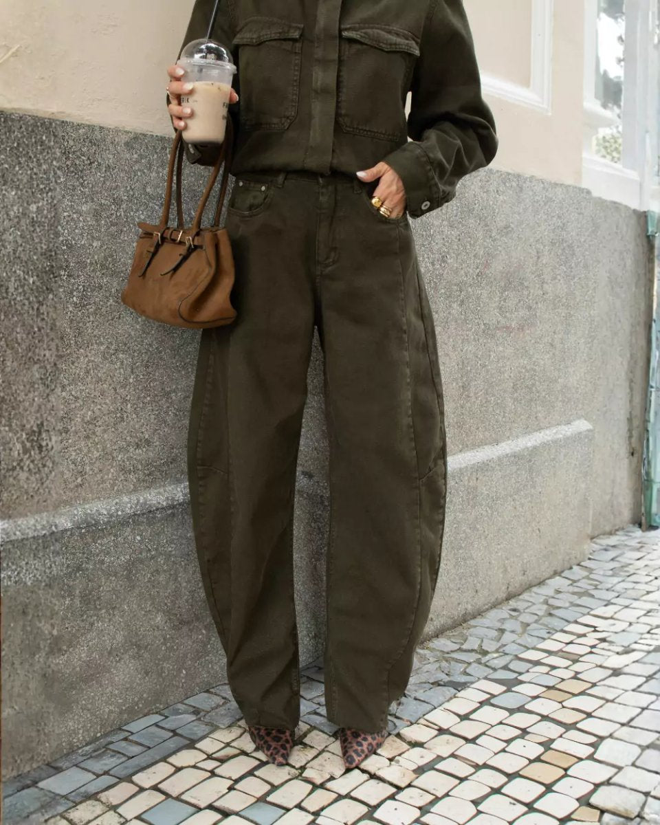 Calça Feminina Alcance ref. JEANS BARREL - VintedoisK Imagem principal do produto