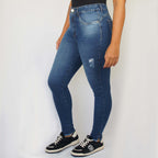 Calça Feminina BOKKER ref. JEANS CIGARRETE - VintedoisK