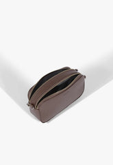 BOLSA TIRACOLO PEQUENA NICKY COURO MARROM S 50015 0865 0002 SCHUTZ