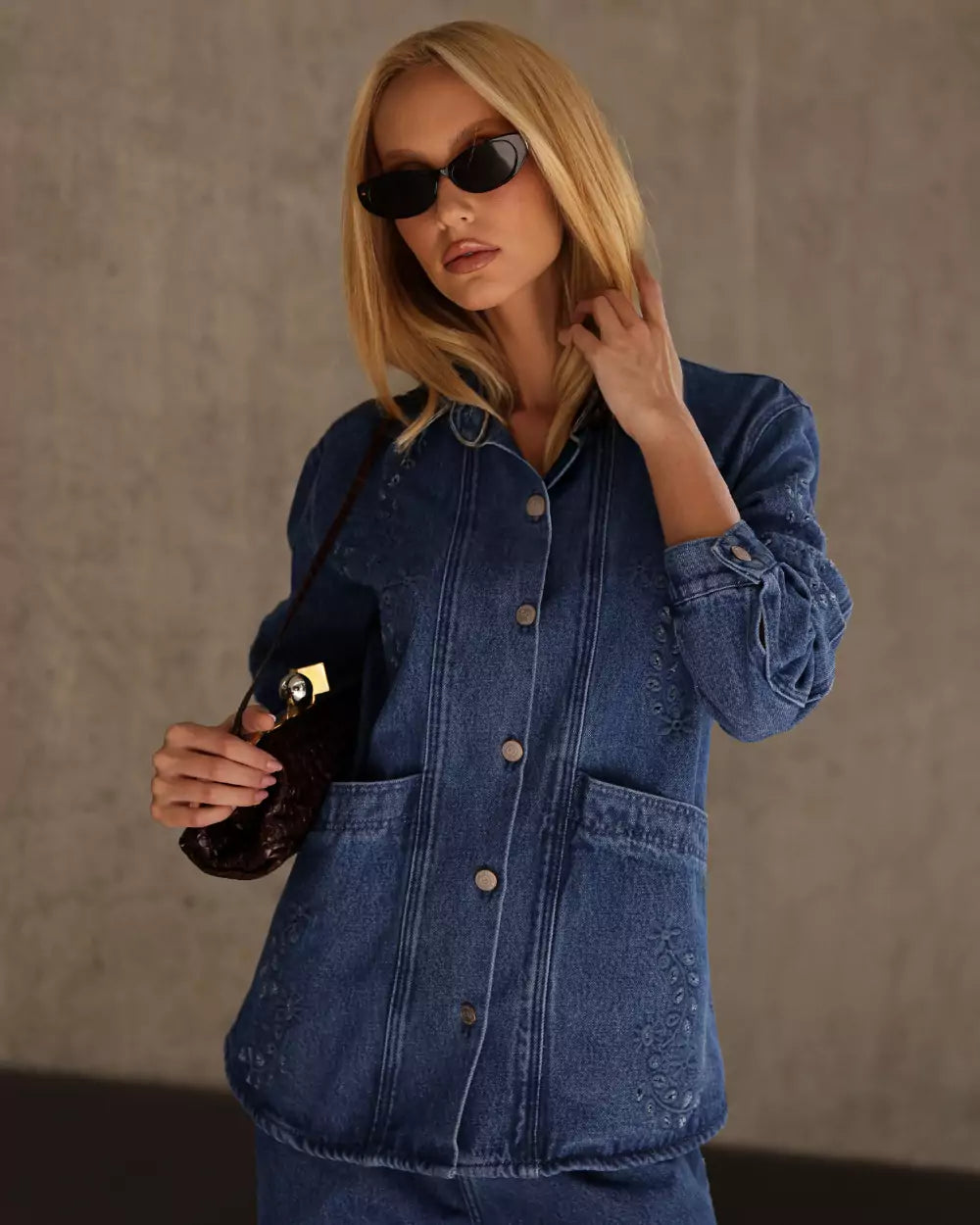 Camisa Feminino Alcance ref. CAMISA JEANS - VintedoisK
