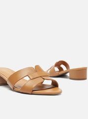 TAMANCO MARROM COURO SALTO BLOCO TIRA VAZADA A 03199 0246 0035 AREZZO