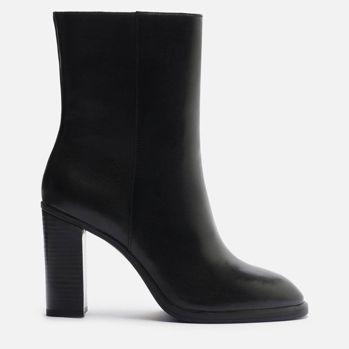 Bota Feminina AREZZO ref. BOTA PRETA - VintedoisK Imagem principal do produto