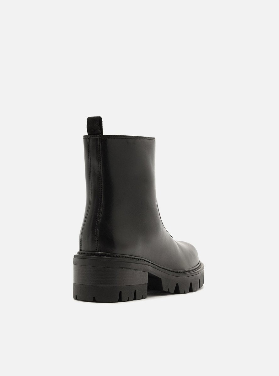 Bota Feminina Arezzo ref. BOTA COURO - VintedoisK