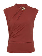 Blusa begonia Skenn vista lateral mostrando decote