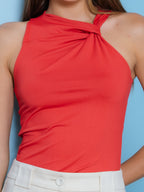 Textura drapeado blusa Skenn detalhe