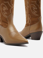 Bota Feminina Arezzo ref. BOTA MARROM - VintedoisK