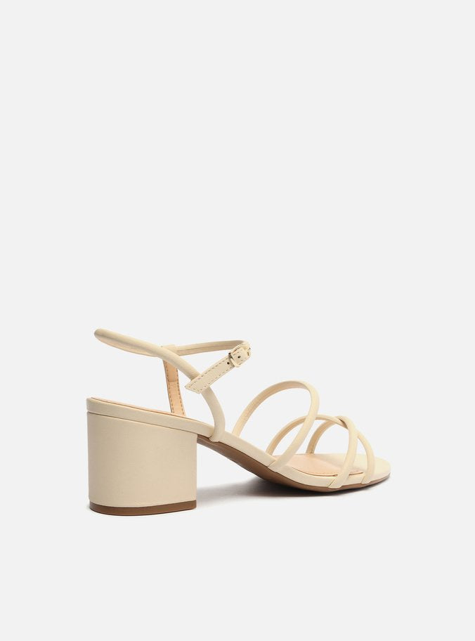 Sandália Feminina AREZZO ref. OFF-WHITE SALTO - VintedoisK