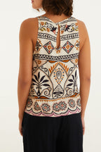 Blusa regata Adriele Farm Rio, look completo feminino