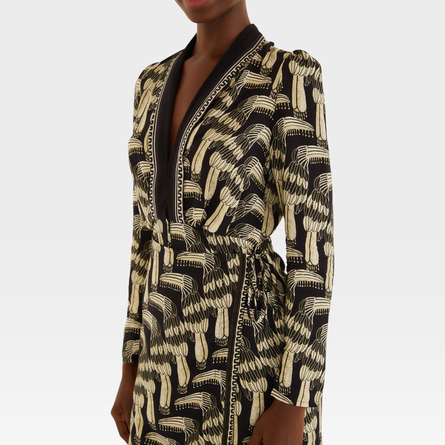 Macacão Feminina FARM RIO ref. MACAQUINHO TUCANARIO - VintedoisK