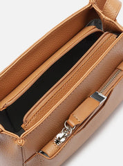 BOLSA TIRACOLO MARROM CLARA EMILLY PEQUENA A 58100 0499 0047 AREZZO