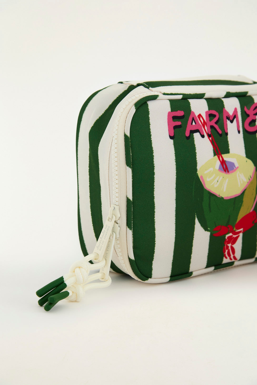 Produto Feminina FARM ref. NECESSAIRE FARM - VintedoisK