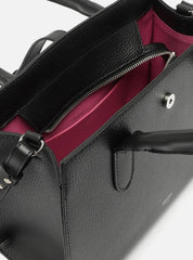 BOLSA TOTE PRETA GRANDE DETALHE TIRAS METAL A 50011 0895 0001 AREZZO
