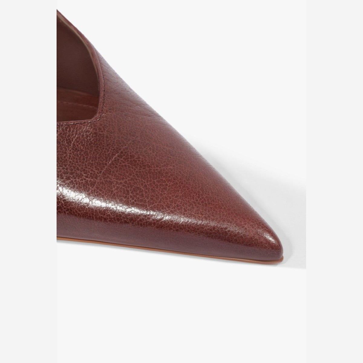 SCARPIN SLINGBACK SIENA COURO MARROM S 22484 0004 0020 SCHUTZ
