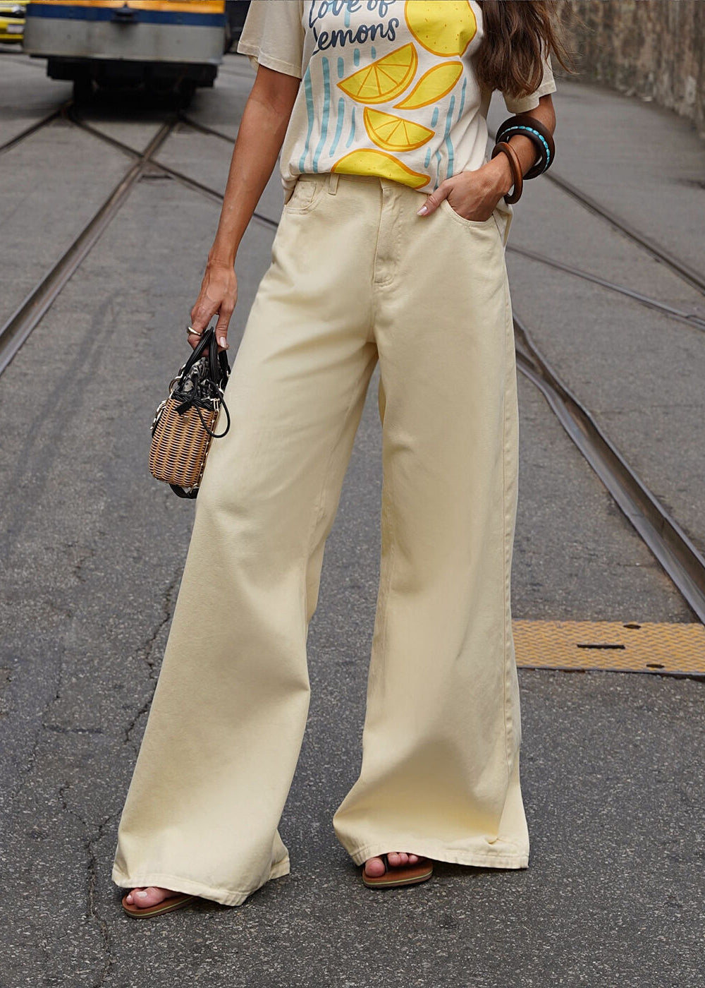 Calça Feminina ALCANCE ref. JEANS PANTALONA - VintedoisK Imagem principal do produto