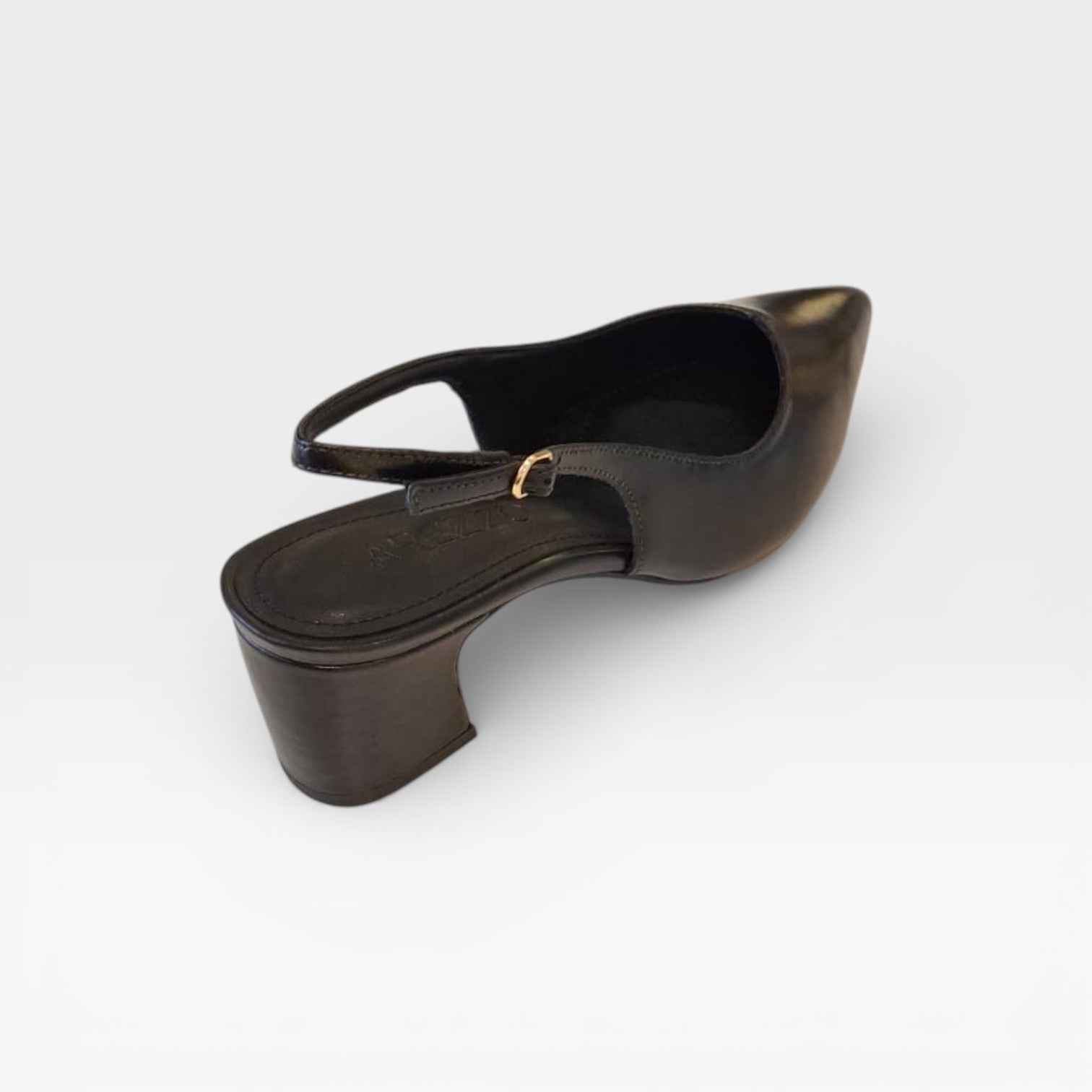Sapato Feminina AREZZO ref. SCARPIN PRETO - VintedoisK