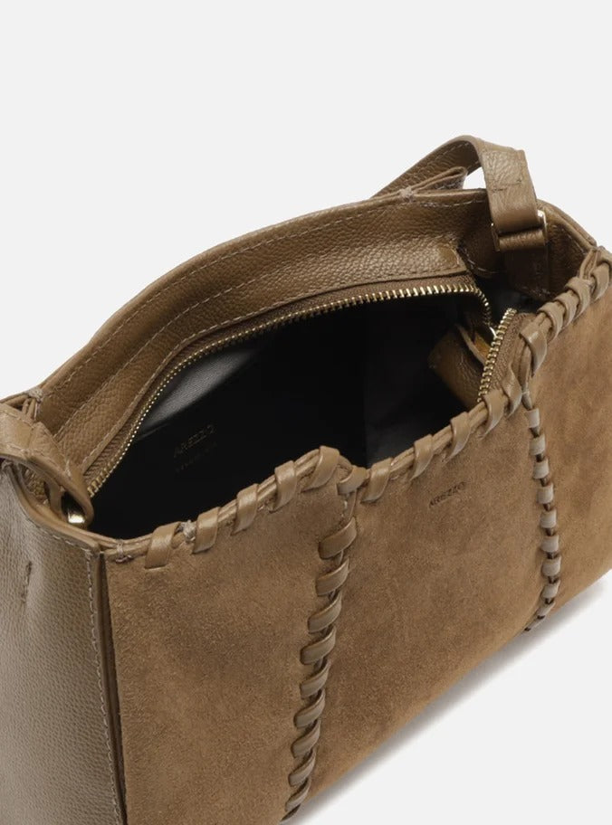 BOLSA MÉDIA COURO CARMUÇA COSTURA MARROM A 50014 0757 0002 AREZZO Imagem secundária do produto