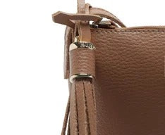 BOLSA TIRACOLO PEQUENA METAL DOTS MARROM C 50030 0162 0002 ANACAPRI