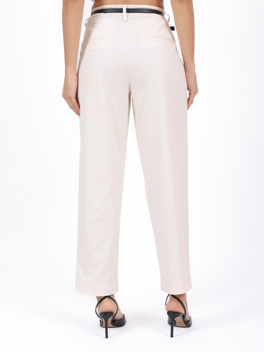 Calça Feminina SKENN ref. RETA CURTA - VintedoisK