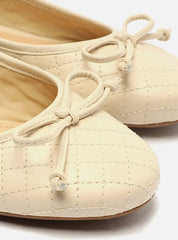 SAPATILHA OFF-WHITE MATELASSÊ BICO REDONDO A 03762 6723 0901 AREZZO