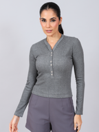Blusa rib feminina Skenn, frente com textura canelada alongada