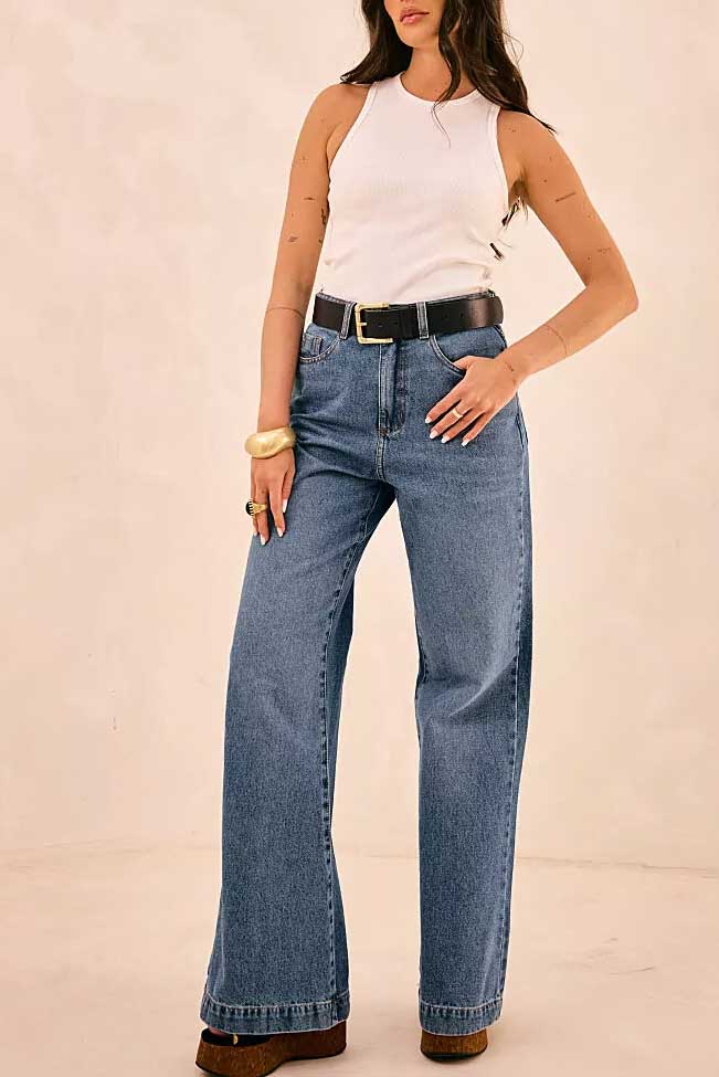 Calça Feminina ALCANCE ref. JEANS FLARE - VintedoisK Imagem principal do produto