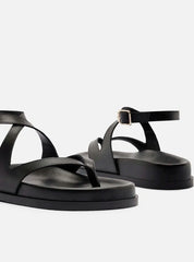 PAPETE PRETA TIRA RECORTES A 12016 0260 0002 AREZZO