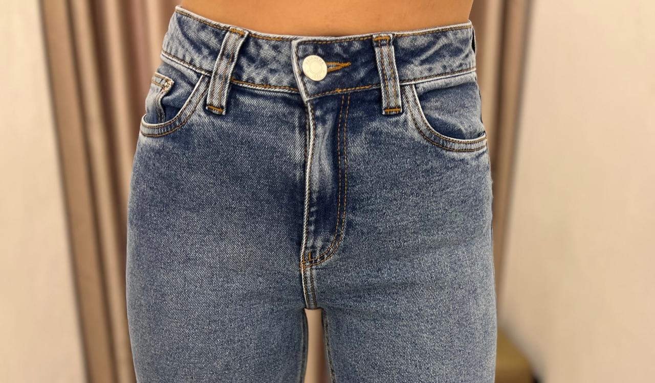 Calça Feminina Revanche ref. CALCA FLARE - VintedoisK