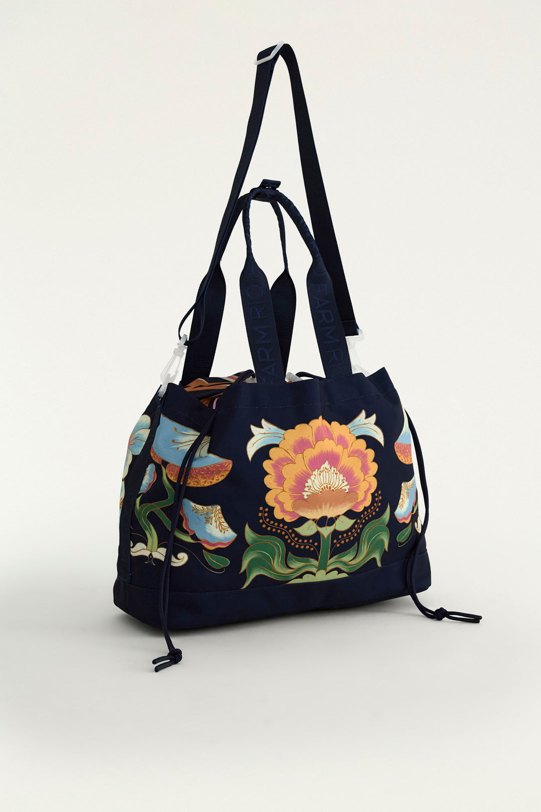 BOLSA TOTEBAG FARM CARIOCA UNIVERSITARIA TERRA 78331119 FARM Imagem secundária do produto