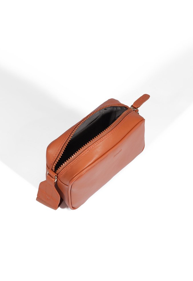 Bolsa Feminina SCHUTZ ref. BOLSA NATALIE - VintedoisK