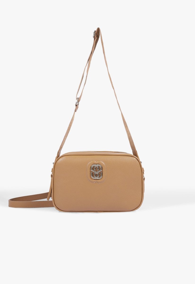 Bolsa Feminina Schutz ref. BOLSA TIRACOLO - VintedoisK