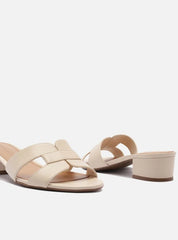 MULE OFF WHITE COURO SALTO BLOCO A 03199 0246 0025 AREZZO