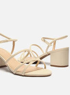 Sandália Feminina AREZZO ref. OFF-WHITE SALTO - VintedoisK