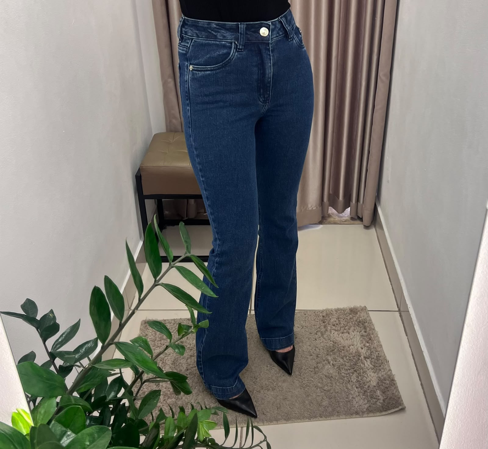 Calça Feminina Revanche ref. FLARE JEANS - VintedoisK