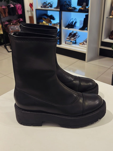 Bota Salto Baixo Andrea Preta S 22331 0037 0001 Schutz — Instagram @lojavintedoisk
