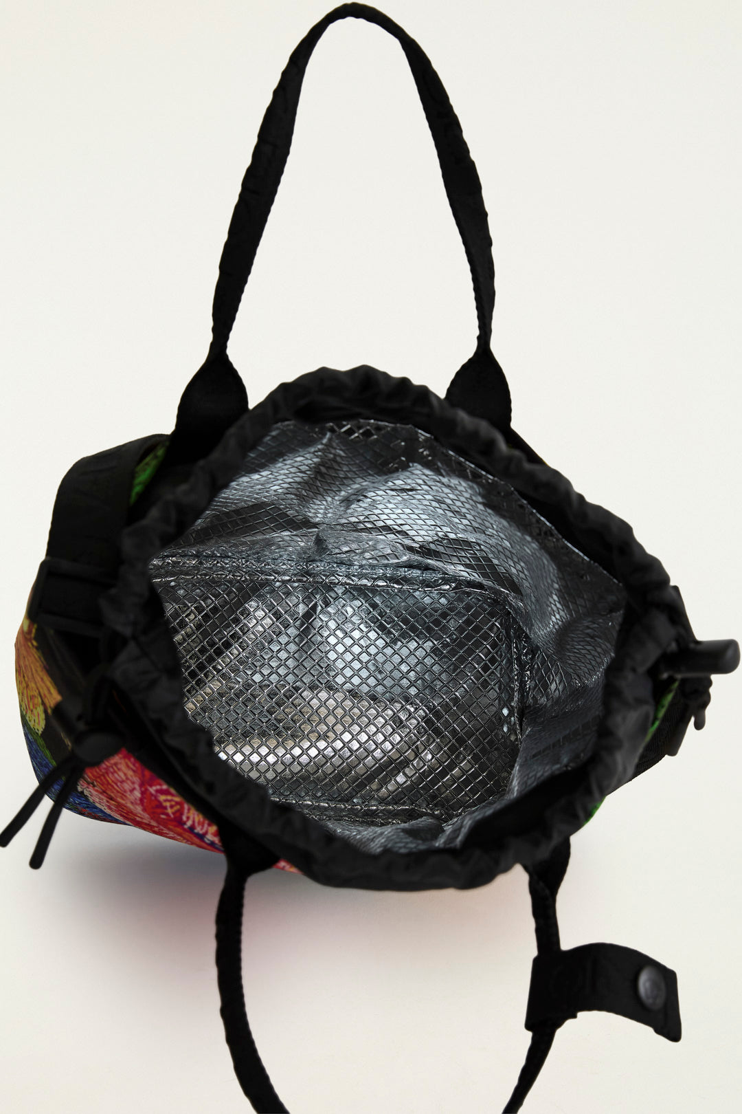 Produto Feminina FARM ref. LANCHEIRA FARM - VintedoisK