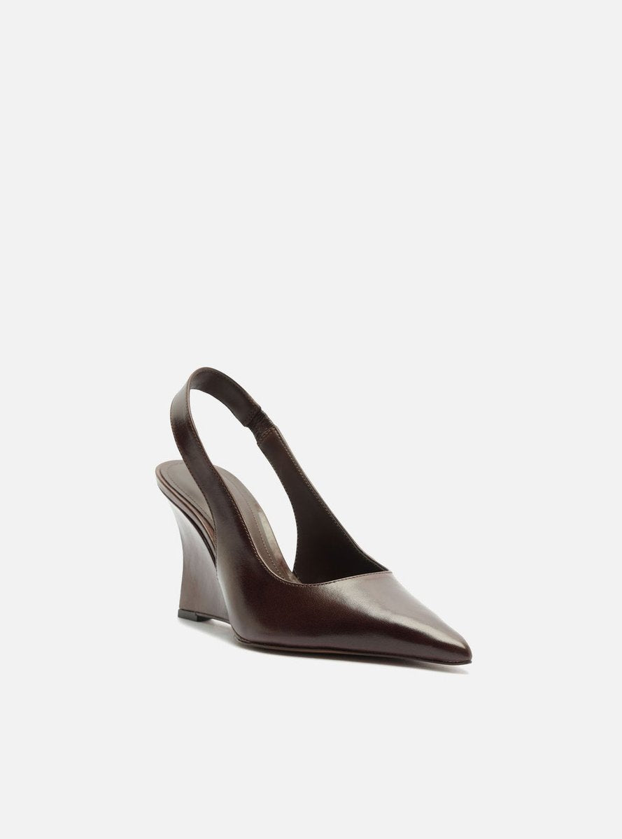 Sapato Feminino Arezzo ref. SCARPIN MARROM - VintedoisK